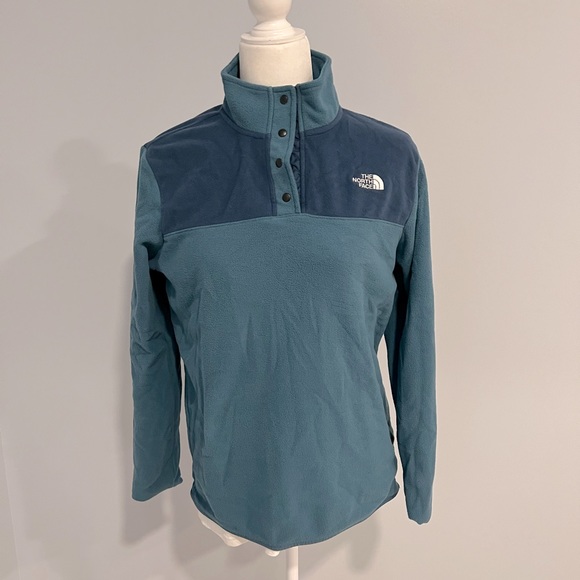 North face fleece sweater size M - Picture 1 of 3